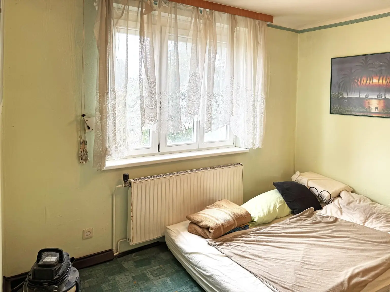 "Coole 2 oder praktische 3 Zimmer Wohnung, Renovierungsbedarf!"