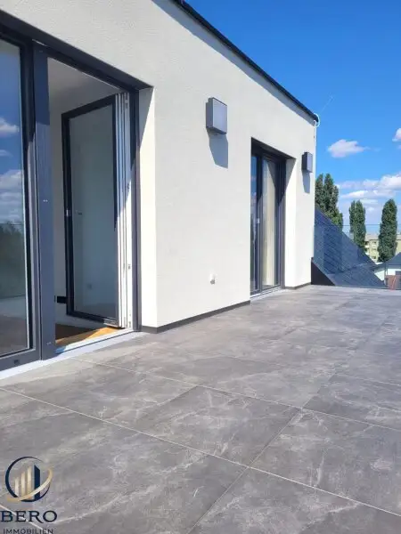 4 Zimmer-Penthouse mit 5 großen Terrassen in familienfreundlicher & naturnaher Umgebung