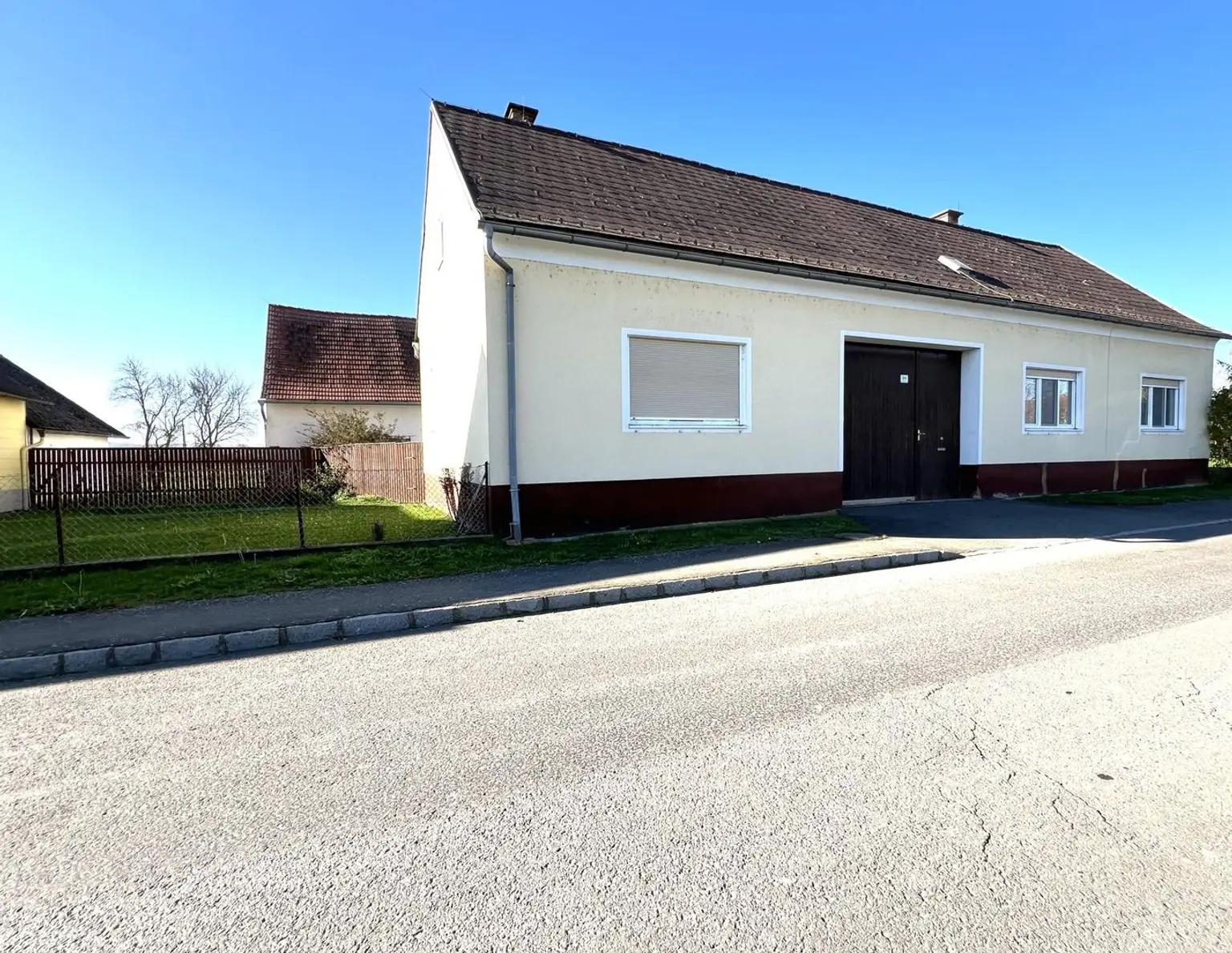 Ehemaliger Bauernhof in sonniger Lage