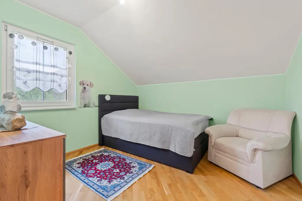 Schönes Einfamilienhaus mit großem Garten und guter Anbindung in Gmünd