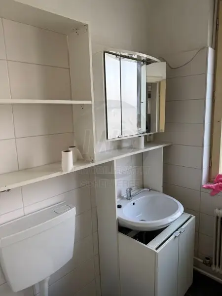 Großes Wohnhaus-Zentrumsnah-Sanierungsbedarf!