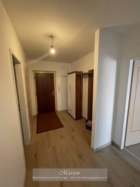 HOFGRÜNRUHELAGE - TRAUMHAFTE 2-ZIMMER-WOHNUNG IN TOPZUSTAND!