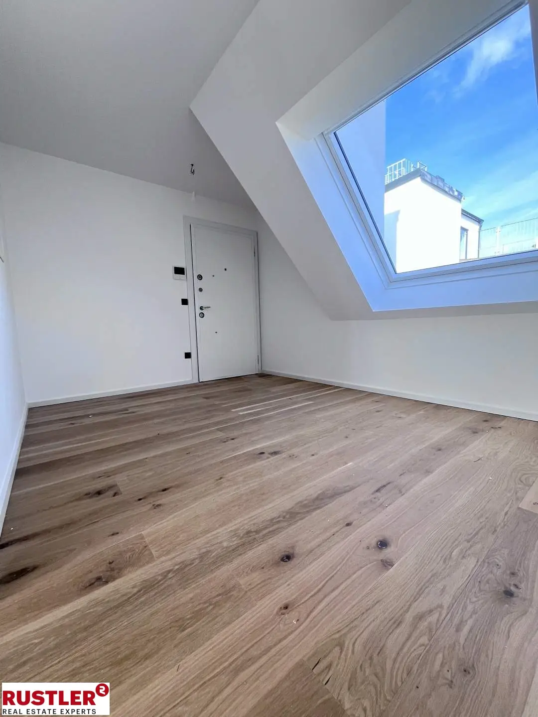 Wohnen mit Stil & Blick auf die Gloriette | Erstbezug im Dachgeschoss und Terrasse | Reinlpark