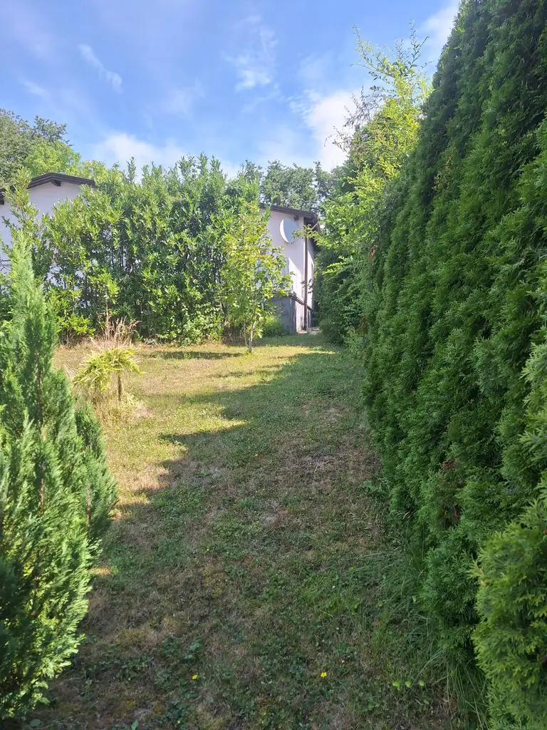 LIEBEVOLL SANIERTER BUNGALOW IN BEGEHRTER WOHNLAGE SAMT HOHER LEBENSQUALITÄT UND GUTER VERKEHRSANBINDUNG
