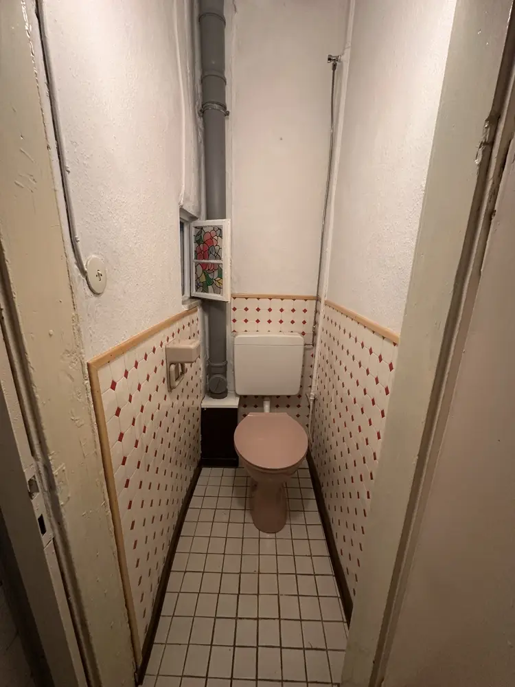 WC 1.OG