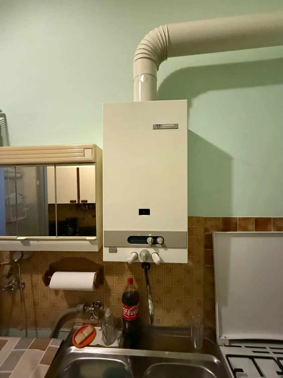 Ruhige Garconniere - UNBEFRISTET VERMIETET - Nächst U3 Schweglerstraße