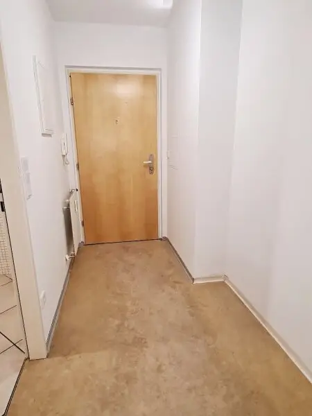 BUCHENGASSE, U1-NÄHE, 57 m2 Neubau mit 10 m2 Terrasse, 2 Zimmer, Komplettküche, Wannenbad, Parketten, 1. Liftstock