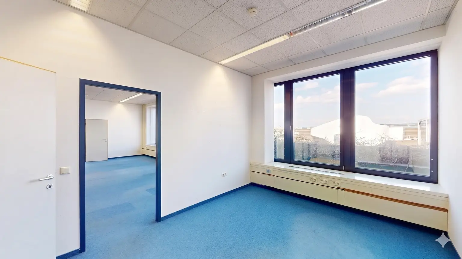 Helles Büro mit idealer Raumaufteilung