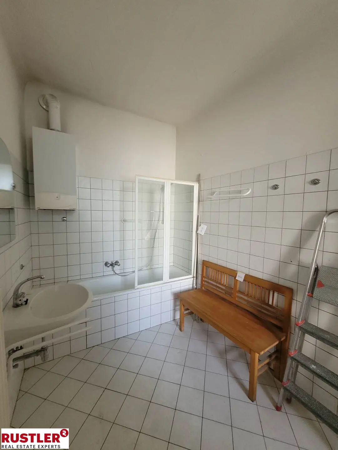 GUT GESCHNITTENE 3-ZIMMERWOHNUNG - IDEAL FÜR EINE WG!