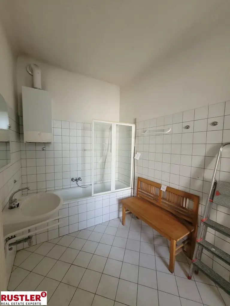 GUT GESCHNITTENE 3-ZIMMERWOHNUNG - IDEAL FÜR EINE WG!