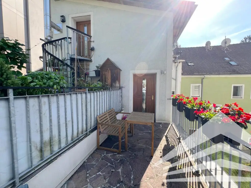 Charmante, gemütliche 2-Zimmer Gartenwohnung mit Terrasse im Linzer Stadtzentrum!