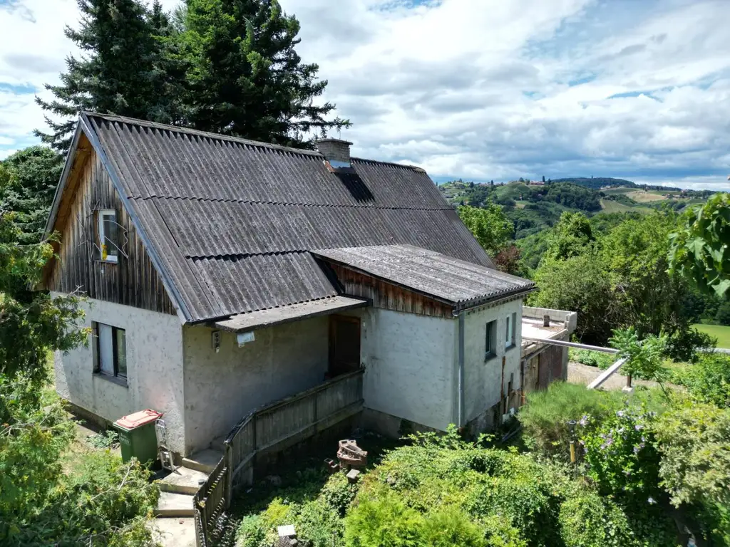 Traumhafte Aussichtslage in der Steiermark - Einfamilienhaus mit riesen Potenzial