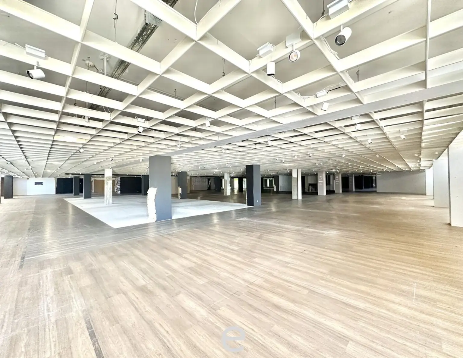 Attraktive und günstige Lagerflächen ab 3.000 m² zu mieten