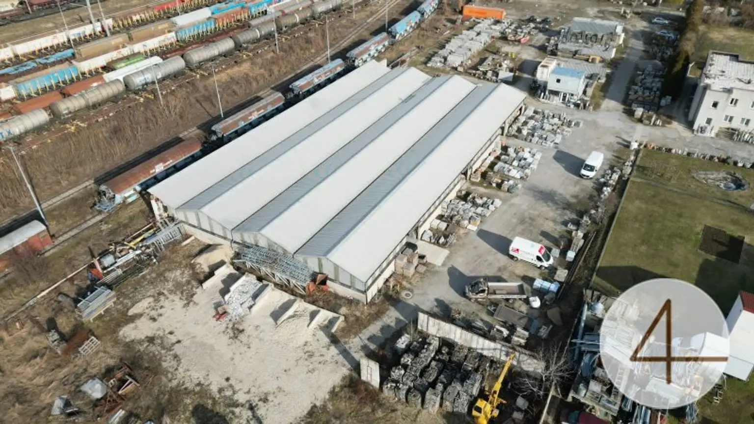2 Gewerbehallen zur Vermietung ! 100m2 und 150m2 Lagerhallen Verfügbar
