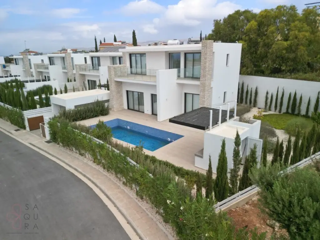 Mediterranes Wohnen mit Weitblick – Luxusvilla in Paphos, bezugsfertig