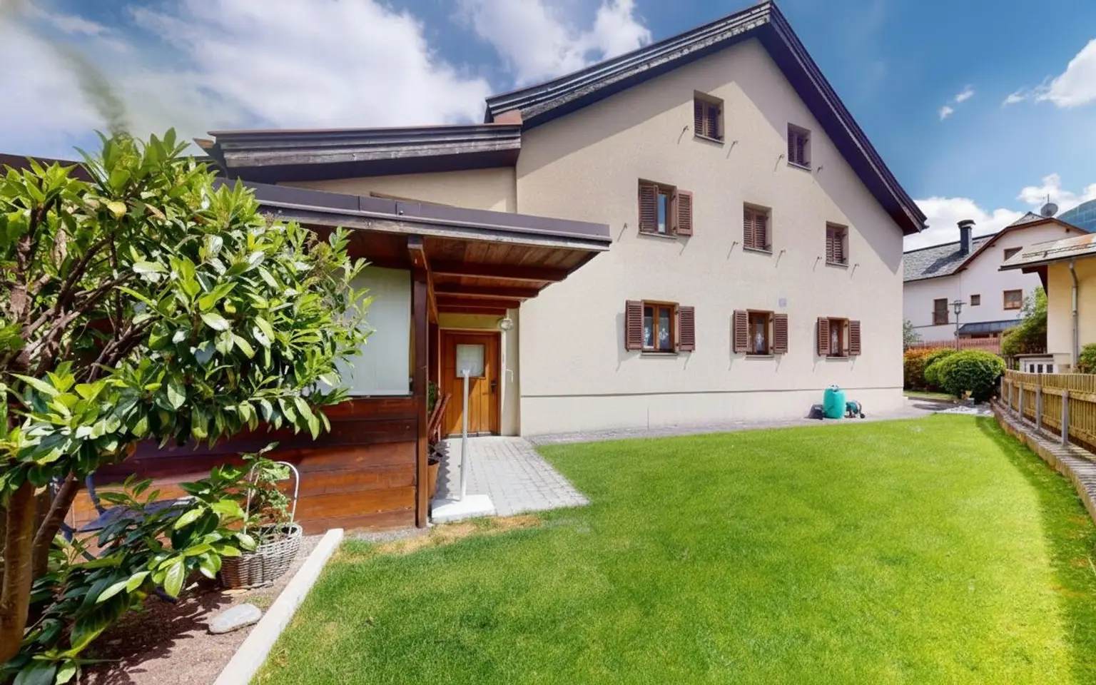 Landeck - Haus - Garten-Haus