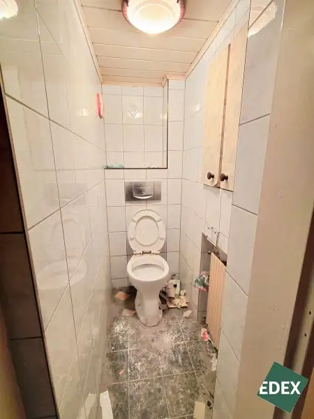 Sanierungsbedürftige 4-Zimmer-Altbauwohnung mit Potenzial nahe Venediger Au