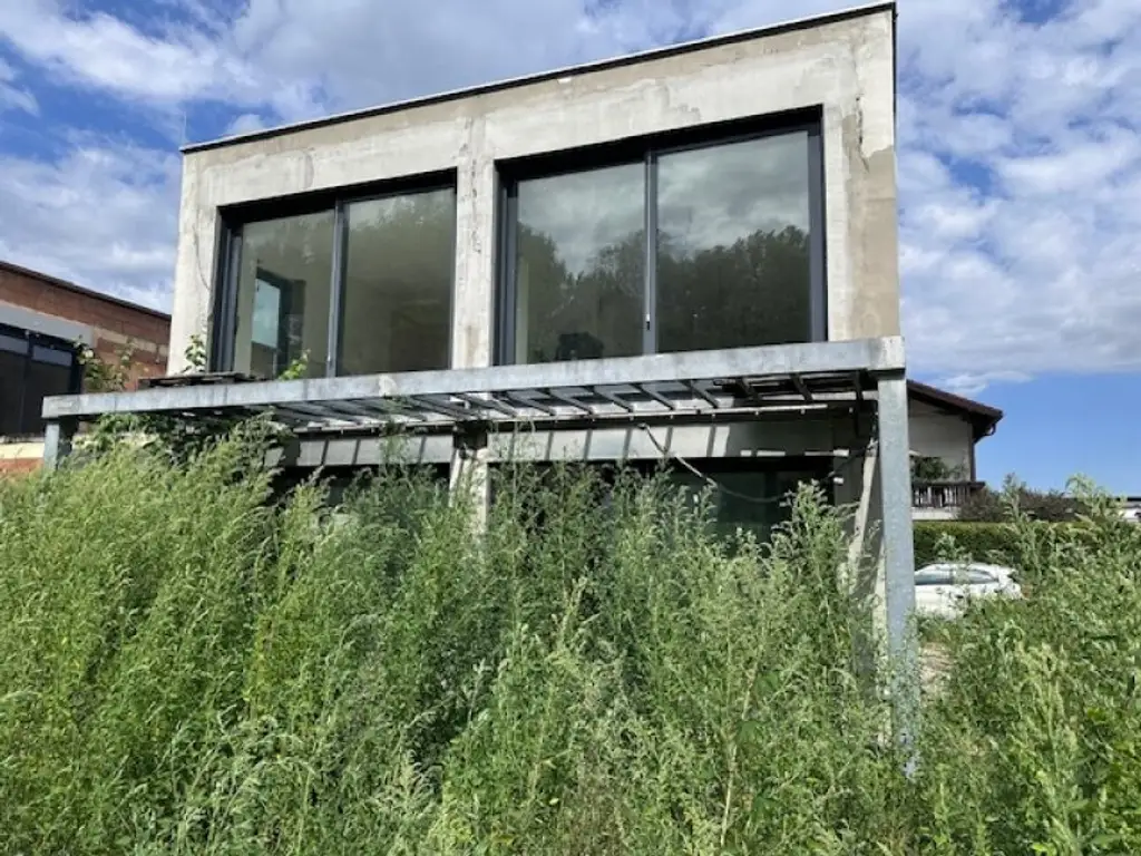 TRAUMHAUS mit POOL am AUWALD mit Blick ins GRÜNE