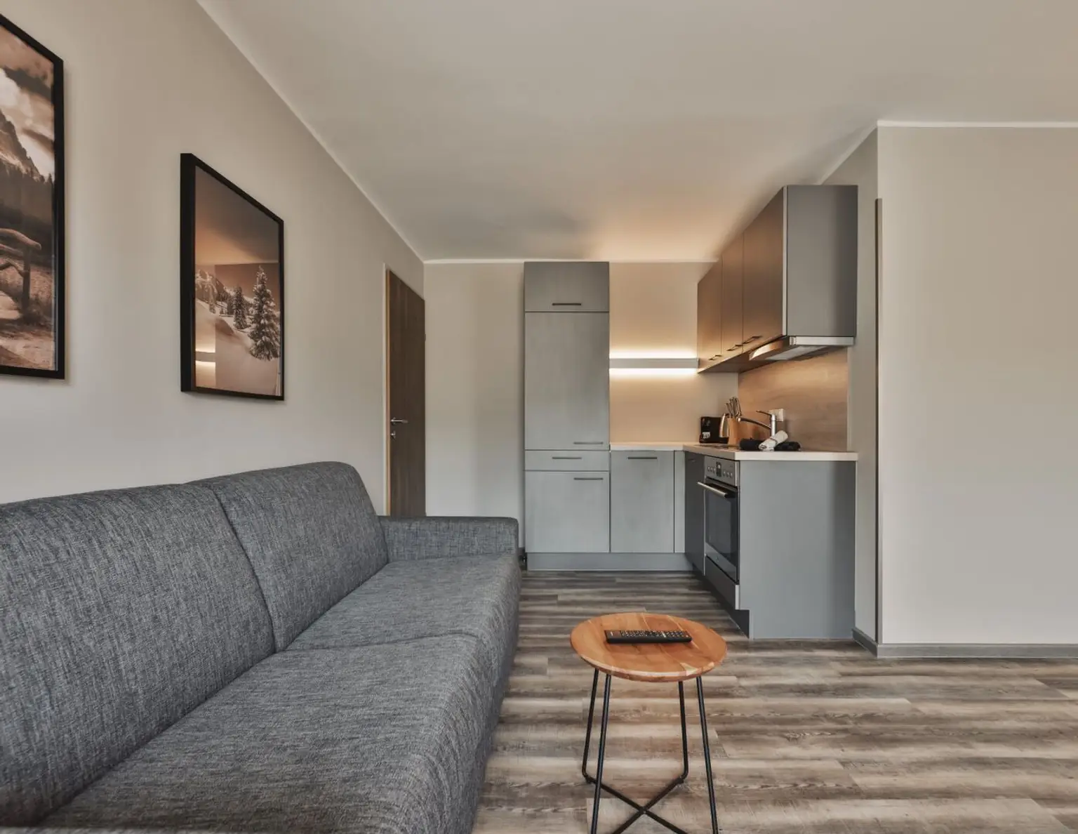 SUPER RENDITE: Vollmöbliertes LUXUS-APARTMENT in TOPLAGE von Seefeld ab sofort zu kaufen!