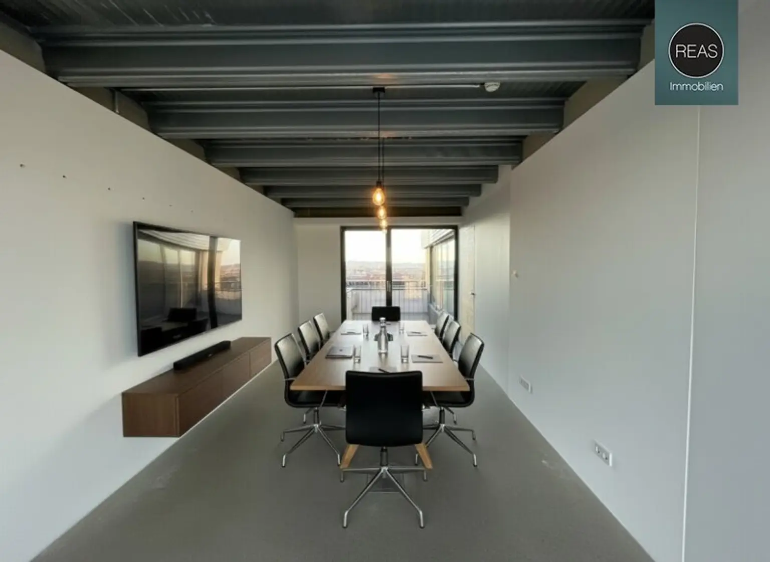 The View! Penthouse Loft mit Dachterrasse samt Wien-Panorama-Blick in der Brotfabrik Wien!