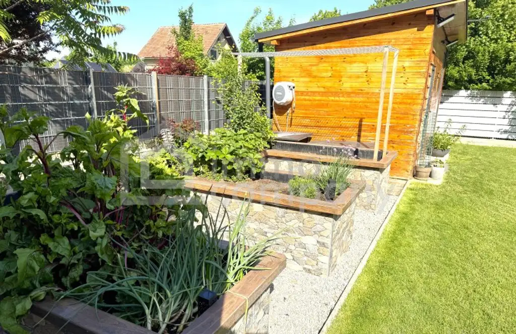 Photovoltaik, Saunahaus, Outdoordusche, Garage, 6 Zimmer, uvm. - Lifestyle hoch 10