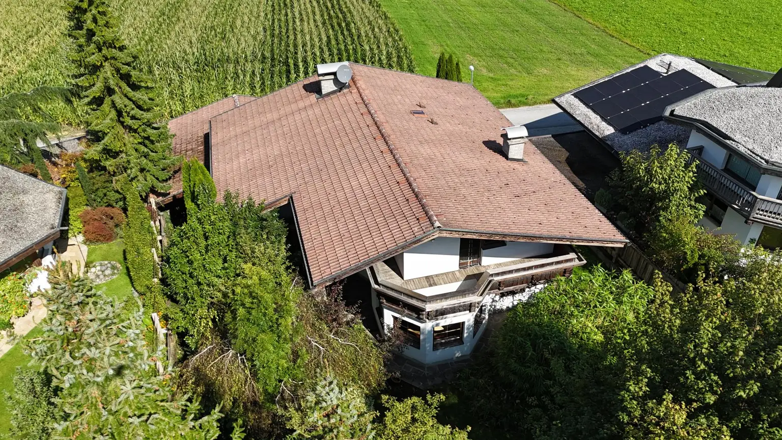 Wohnen, wo das Leben aufblüht - Einfamilienhaus mit grünem Rückzugsort!