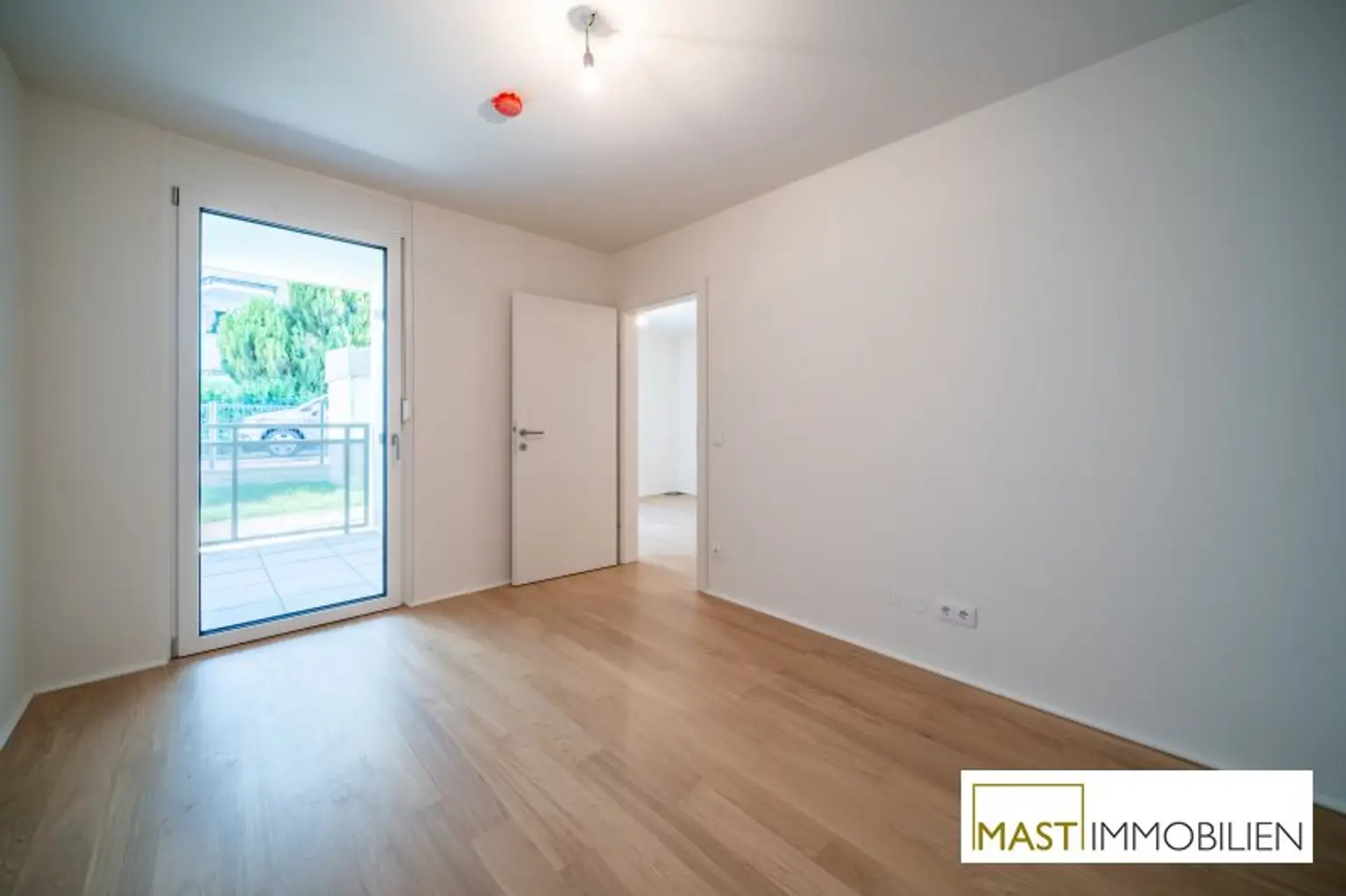 *sofort beziehbar* Kagraner Platz - Provisionsfreie 2 Zimmer Wohnung mit Loggia