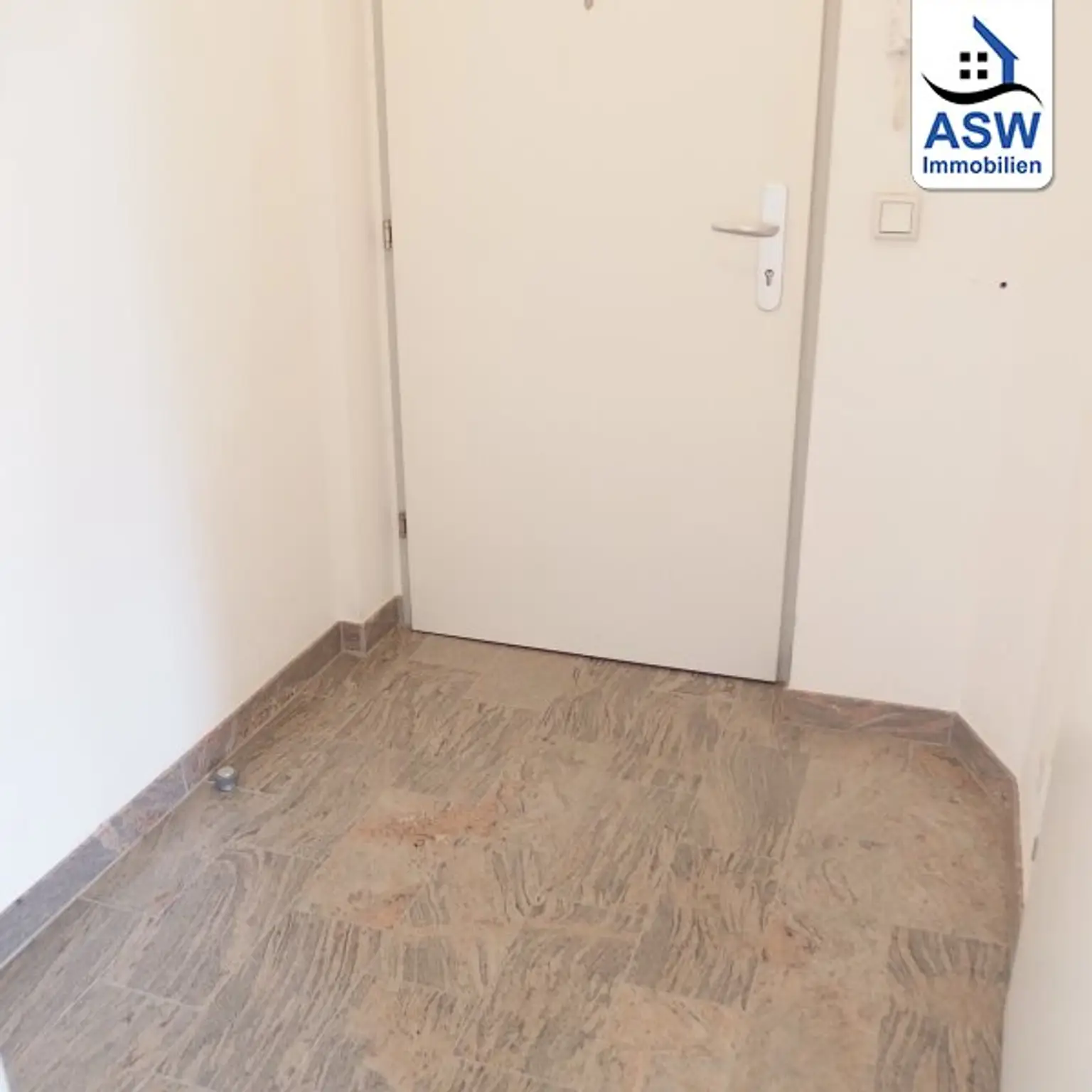 Schöne 2-Zimmerwohnung mit Balkon unweit der U4 (befristet vermietet)