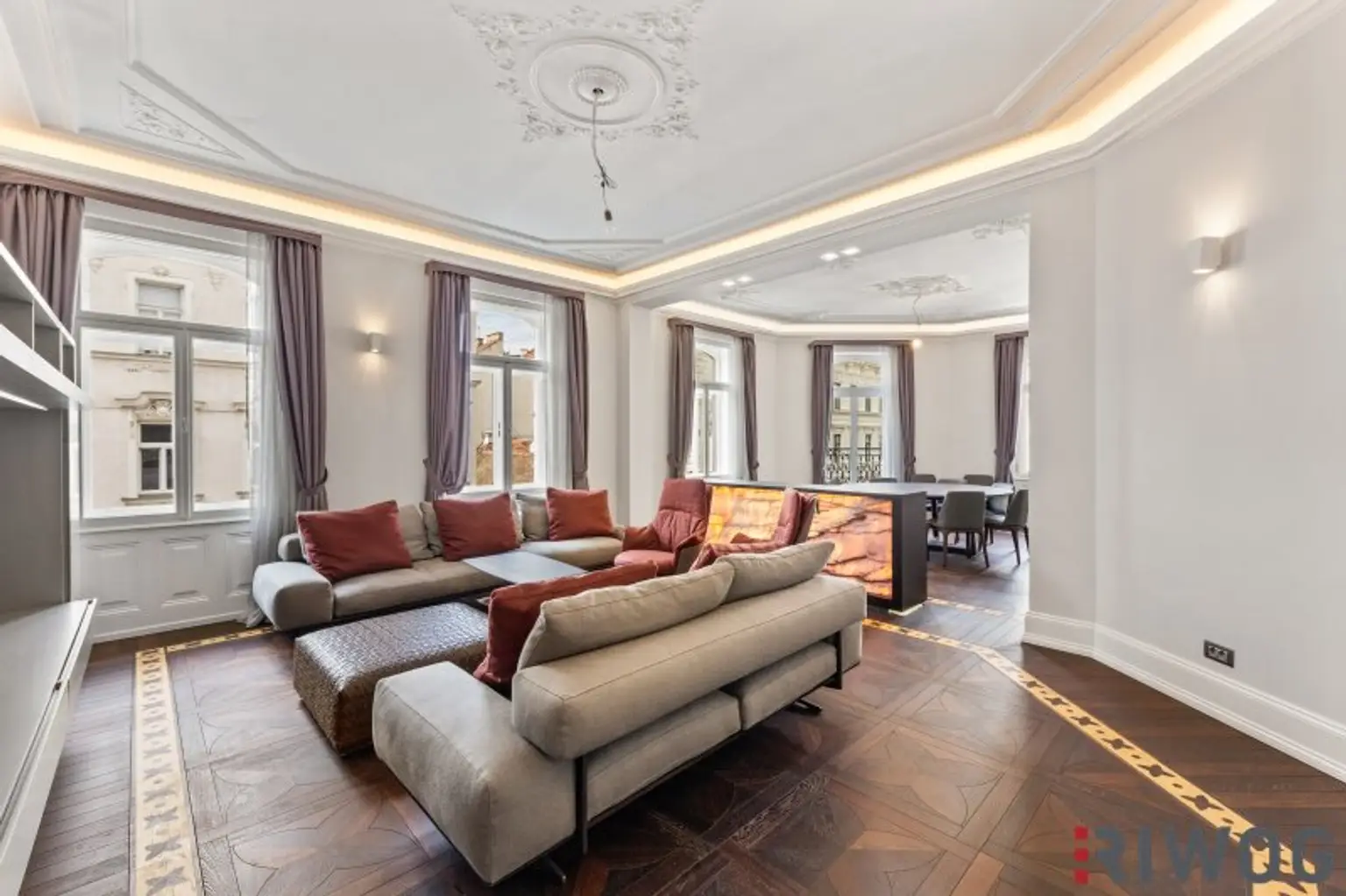 **Luxus auf höchsten Niveau**4-Zimmer**3 Bäder**2 Balkone**Smart-Home**uvm.