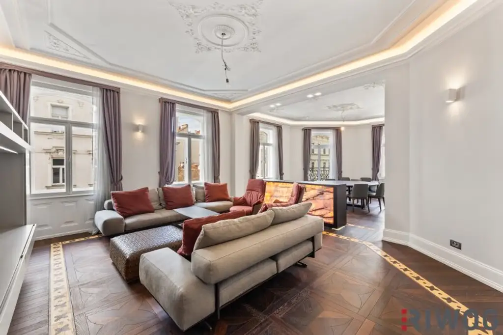 **Luxus auf höchsten Niveau**4-Zimmer**3 Bäder**2 Balkone**Smart-Home**uvm.