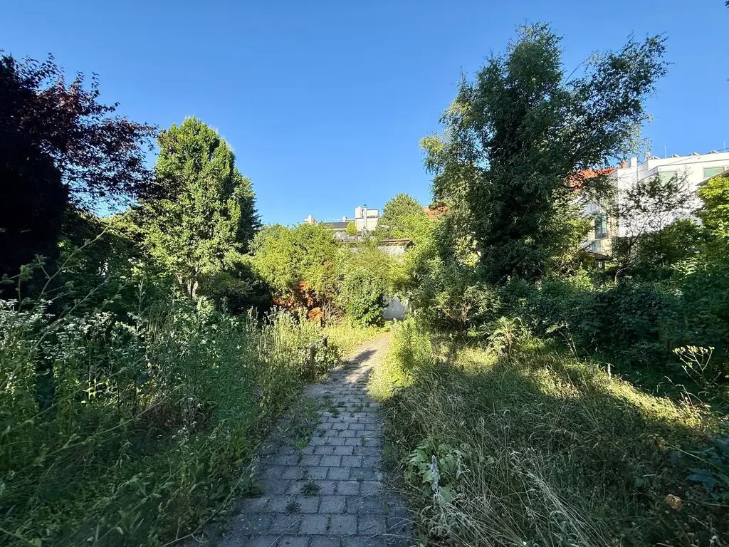 ZWEI HÄUSER OASE MIT WUNDERSCHÖNEM GARTEN