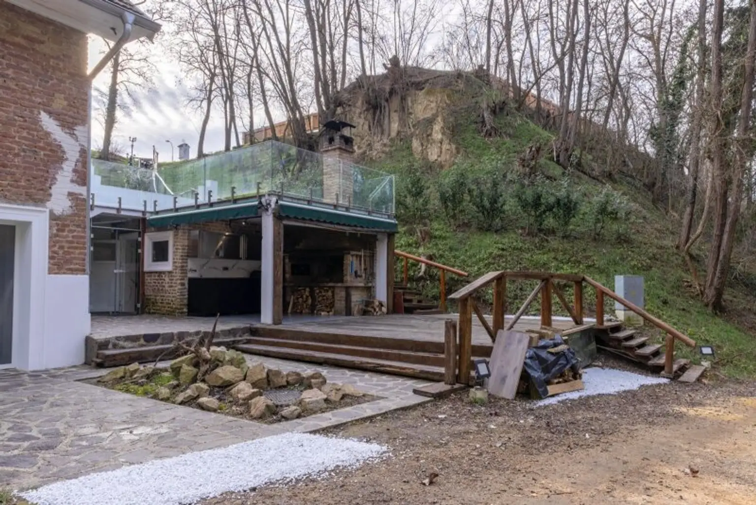 Exklusive Landhausvilla in Engelmannsbrunn – Luxus, Ruhe & Privatsphäre im Herzen des Wagrams