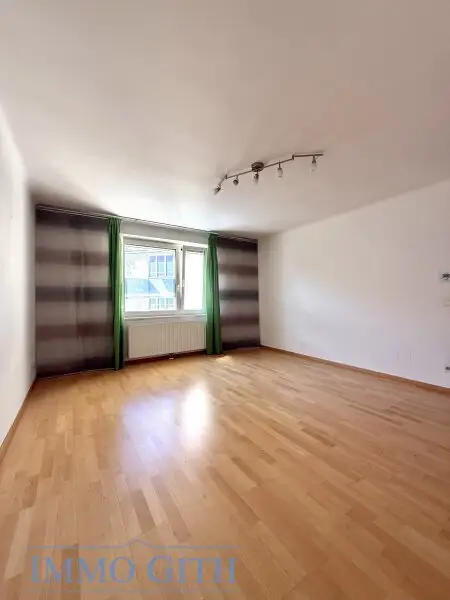 MODERNE & HELLE CA. 55 m² GROSSE 2-ZIMMER-WOHNUNG MIT EINBAUKÜCHE, LIFT, KELLER NAHE U1 REUMANNPLATZ ZU MIETEN!