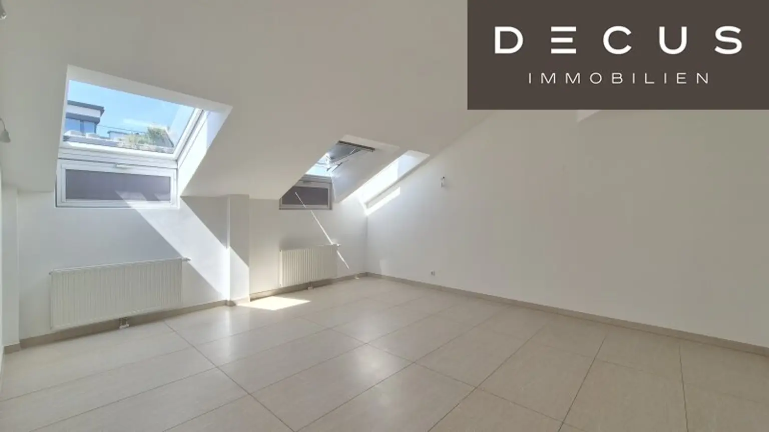 | DACHTERRASSE | ERSTBEZUG NACH SANIERUNG | 4 ZIMMER |
