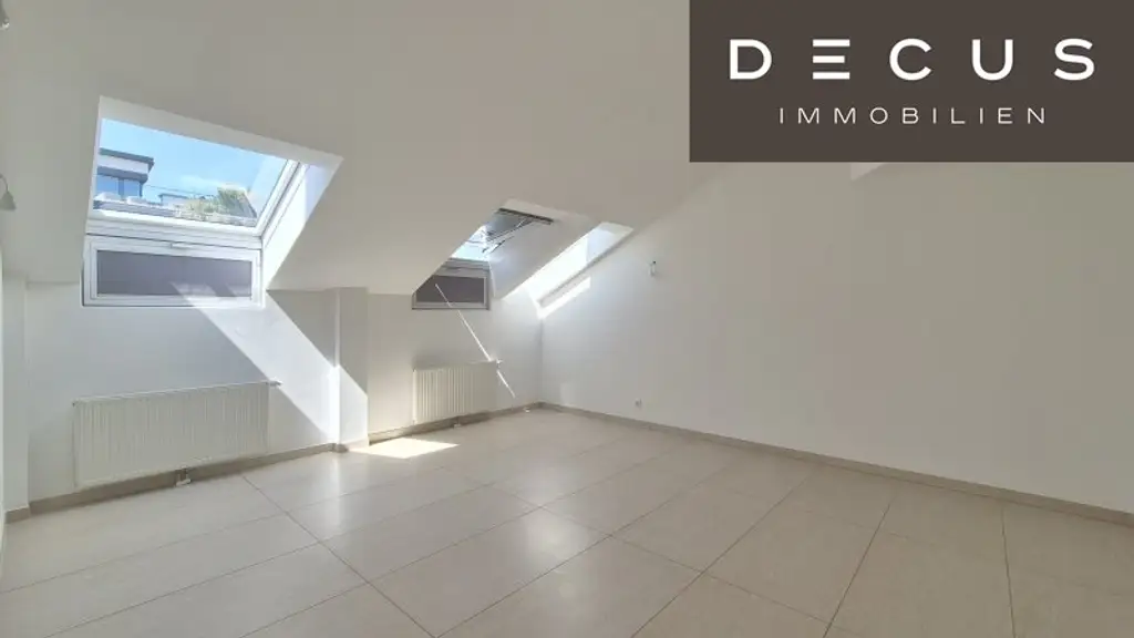 | DACHTERRASSE | ERSTBEZUG NACH SANIERUNG | 4 ZIMMER |