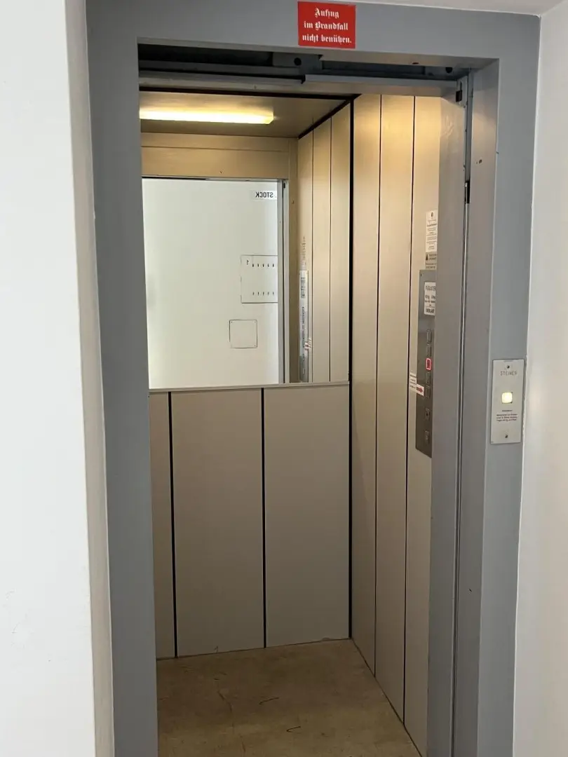 Sehr charmante Altbauwohnung in TOP-Lage