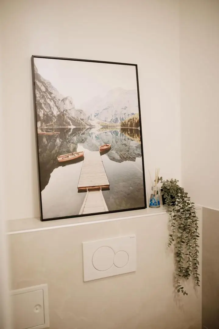 Modern Living im Erstbezug – Stilvolle 2-Zimmer-Dachgeschosswohnung mit Loggia & Klimakomfort