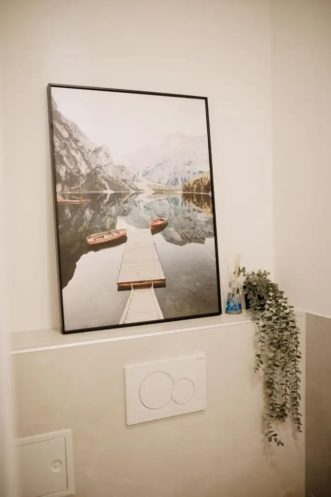 Modern Living im Erstbezug – Stilvolle 2-Zimmer-Dachgeschosswohnung mit Loggia & Klimakomfort