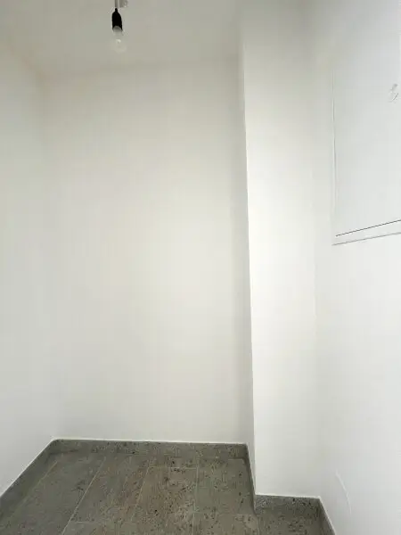 2 Zimmer Dachgeschoss-Wohnung  zu kaufen!!