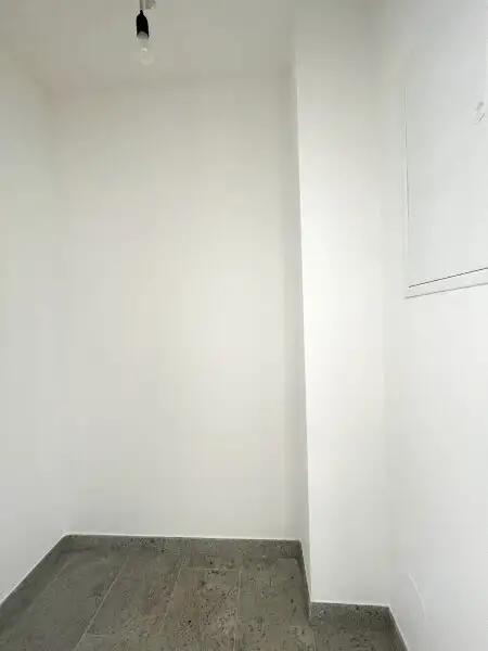 2 Zimmer Dachgeschoss-Wohnung  zu kaufen!!