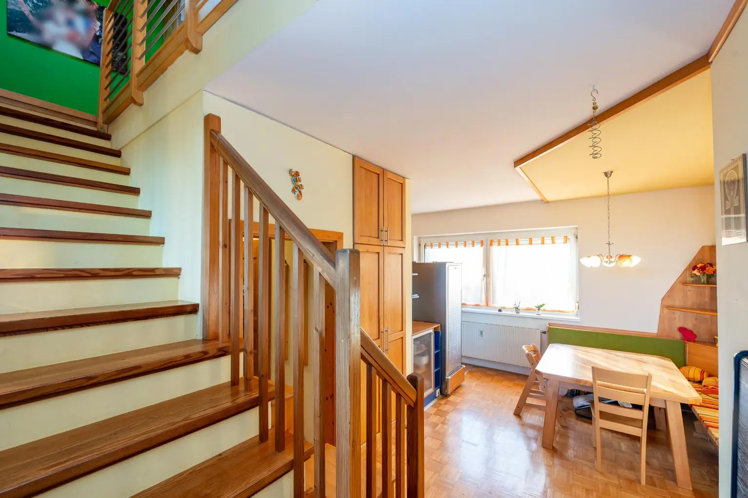 Charmante Maisonette-Wohnung mit Balkon und TG-Parkplatz