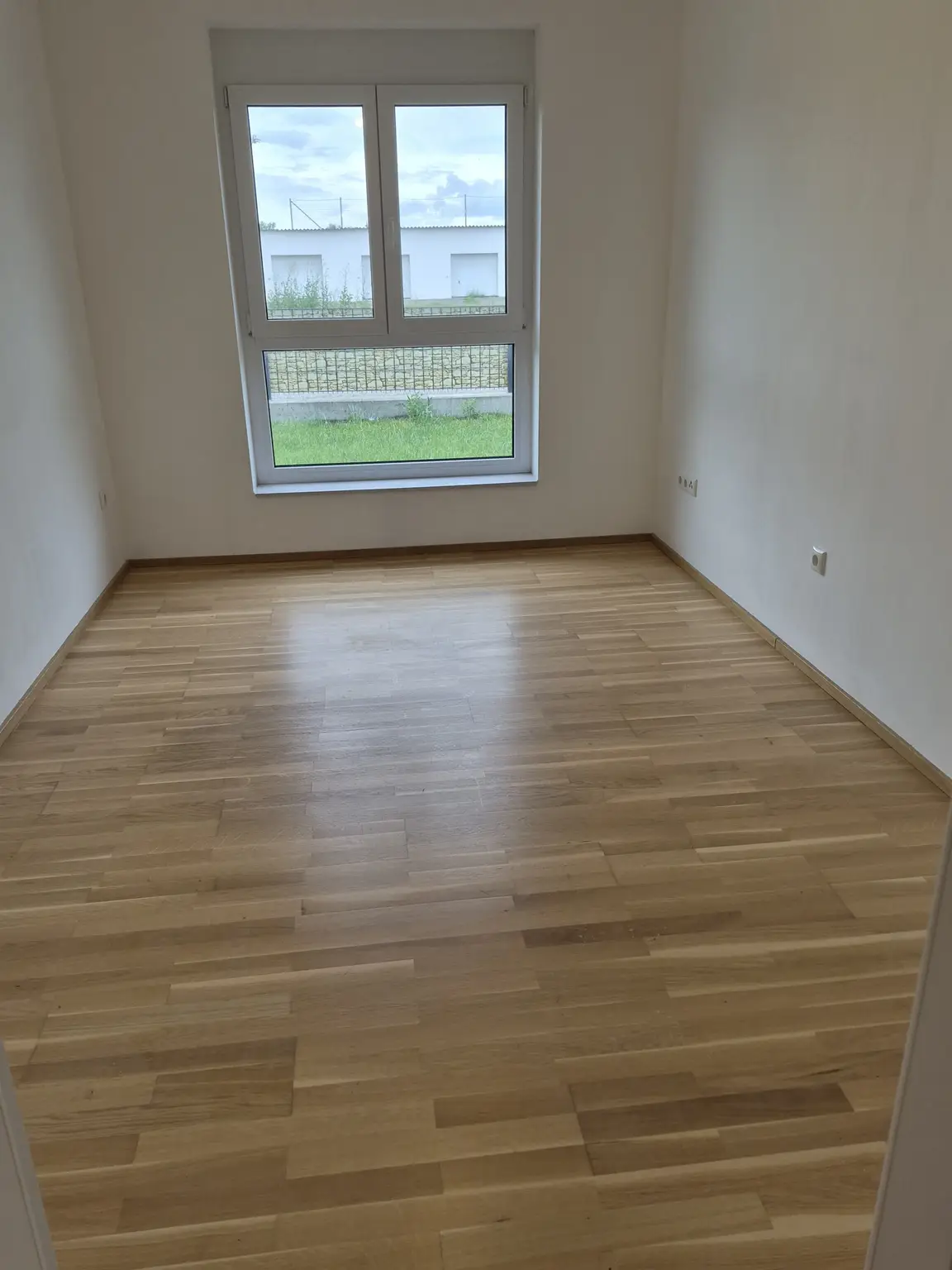 73 m² Wohntraum mit ca. 43 m² eigenem Garten und Terrasse
