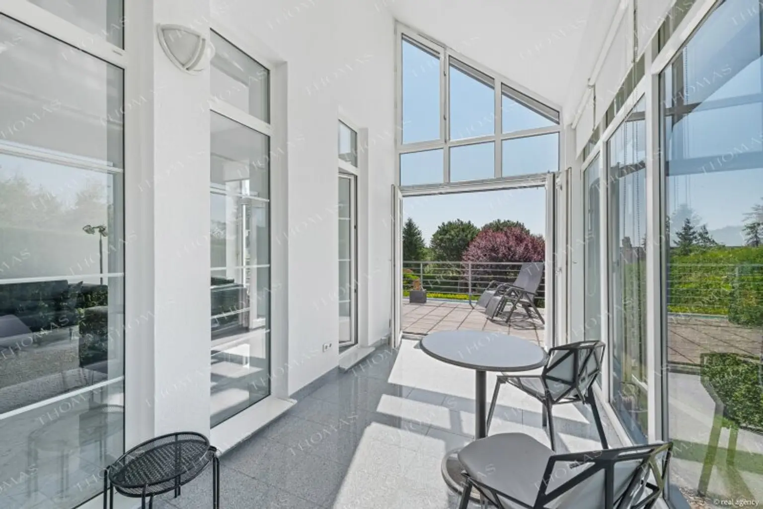 Exklusives Einfamilienhaus mit Weitblick über Wien in Hagenbrunn !