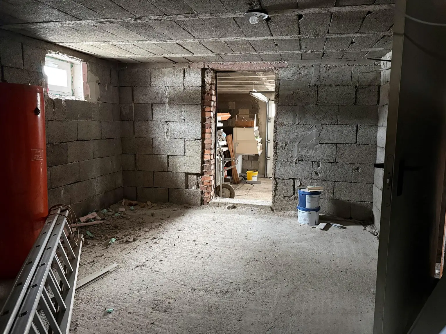 Unter-/Kellergeschoss