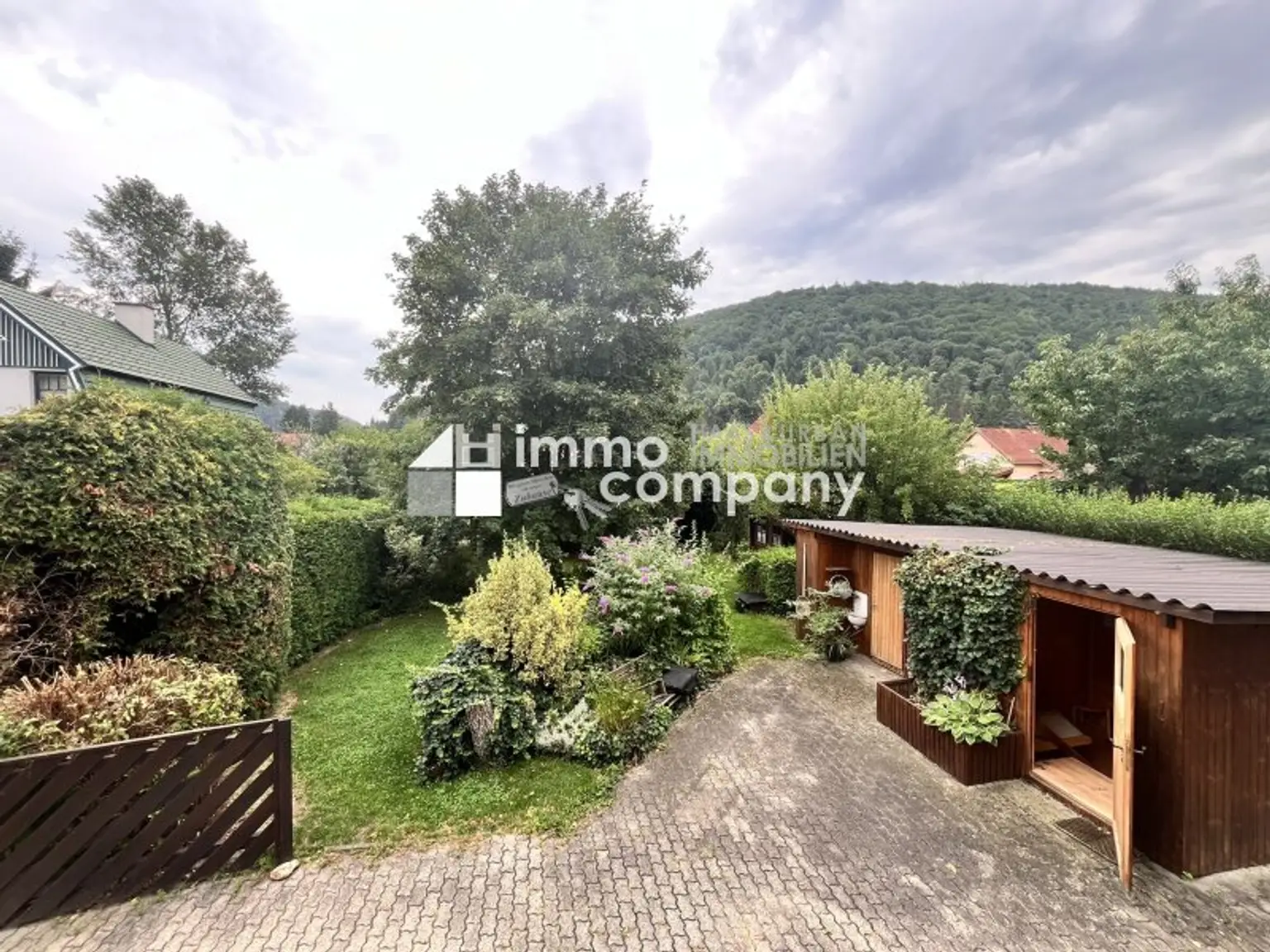 WO DER GARTEN ZUM SPA WIRD UND DAS HAUS ZUM LEBEN MIT ALLEN SINNEN!
