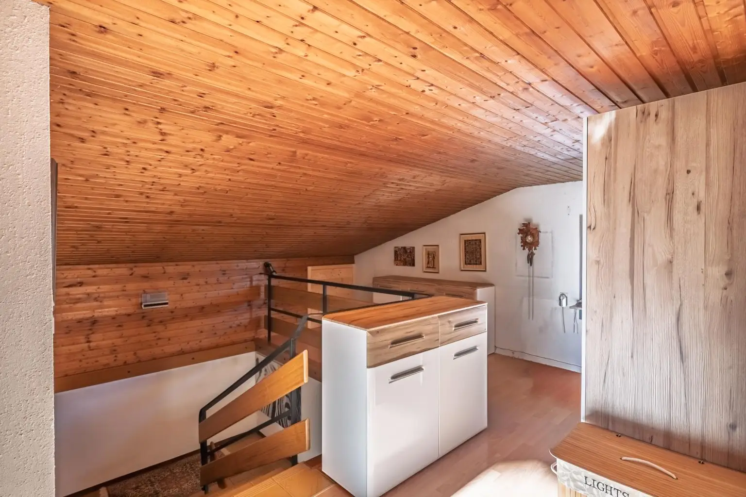 Aufgang ins Dachgeschoss