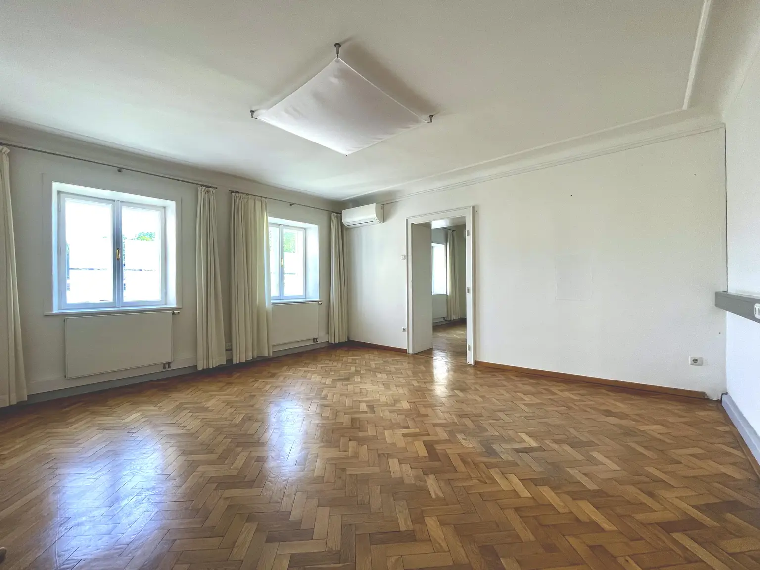 Bürozimmer 1 hofseitig