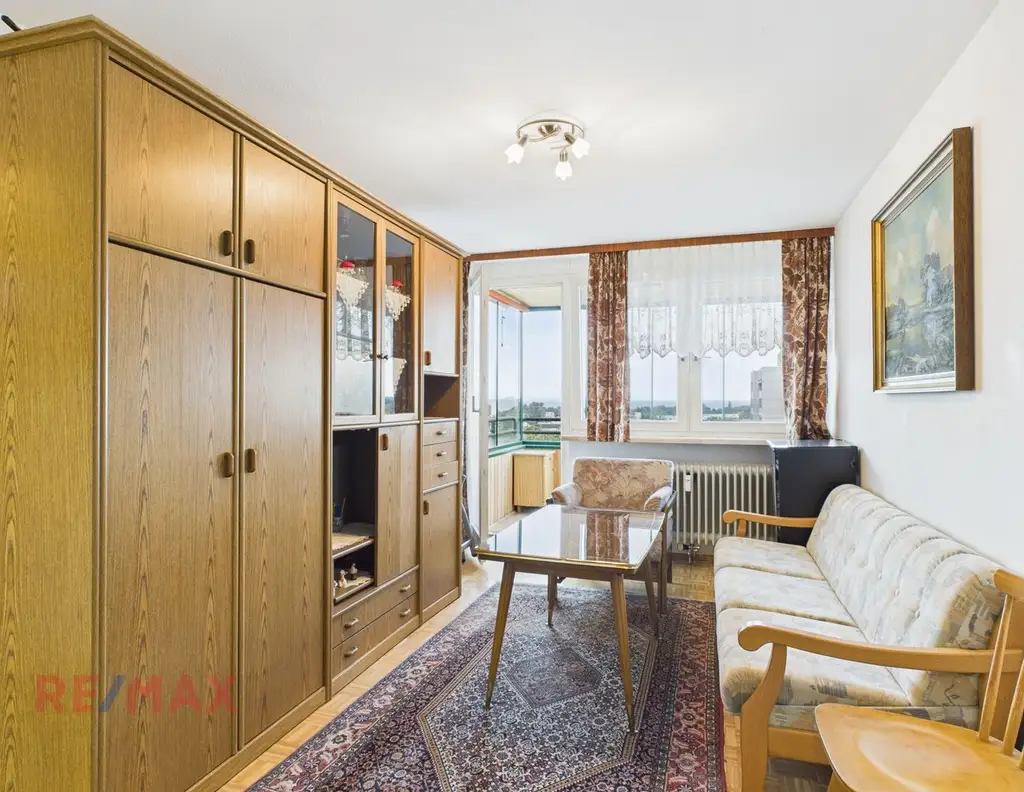 Investoren aufgepasst: 2-Zimmer Dachgeschosswohnung mit Seeblick in Lochau!