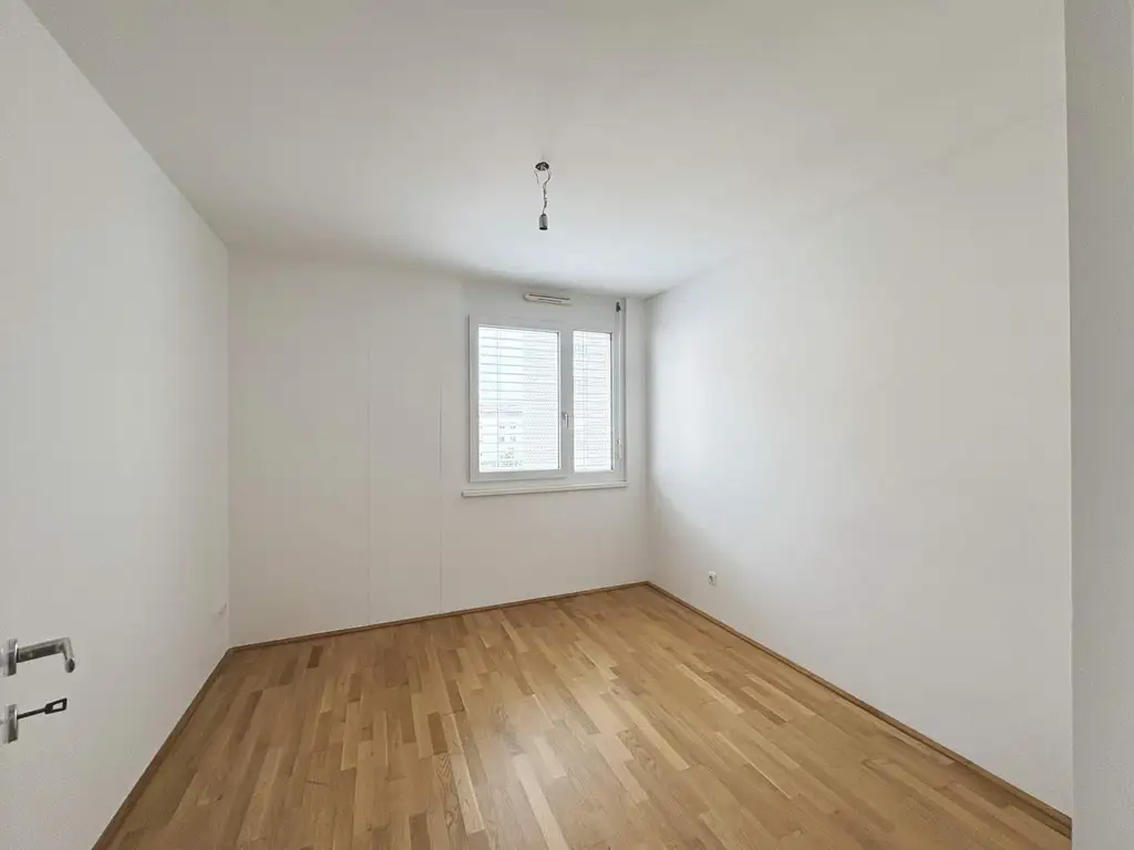 Q11 Leben in Simmering - 
Lichtdurchflutete Balkonwohnung mit 4 Zimmern und Deckenkühlung!