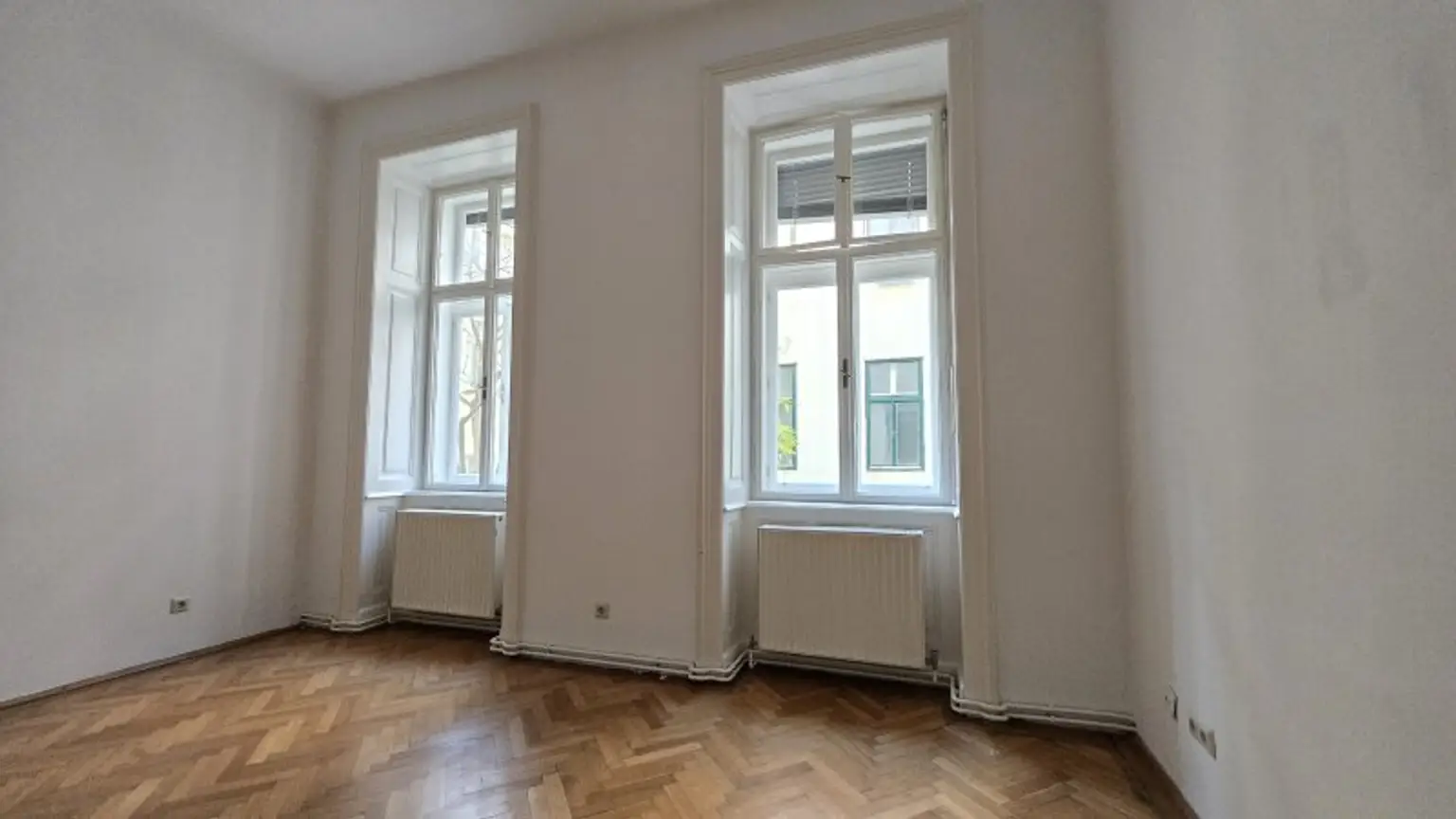 Stilaltbau im Servitenviertel - Sonnige Ausrichtung und Innenhof-Ruhelage
